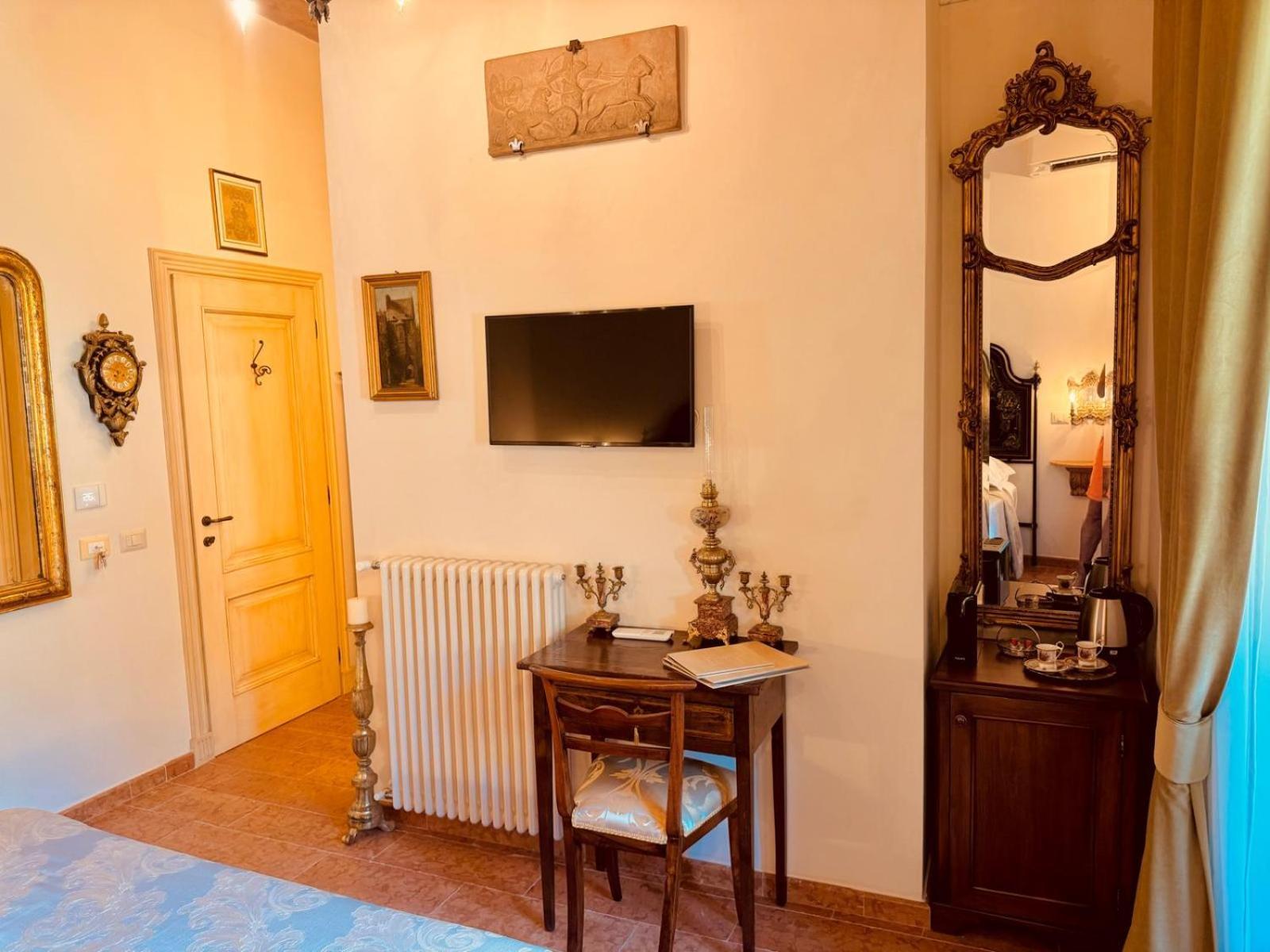 Bed and Breakfast La Casa Di Agartha Больсена Экстерьер фото
