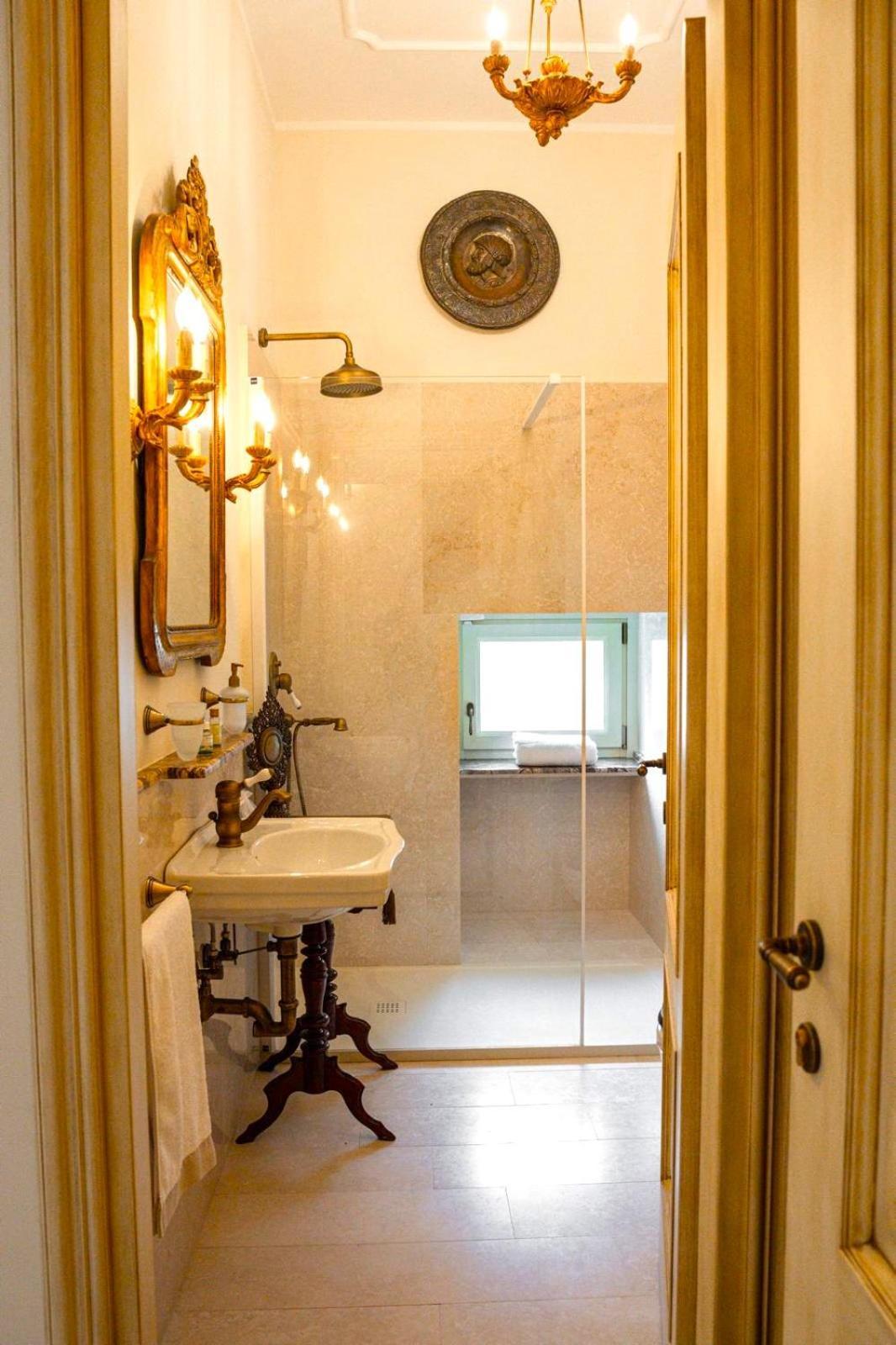 Bed and Breakfast La Casa Di Agartha Больсена Экстерьер фото